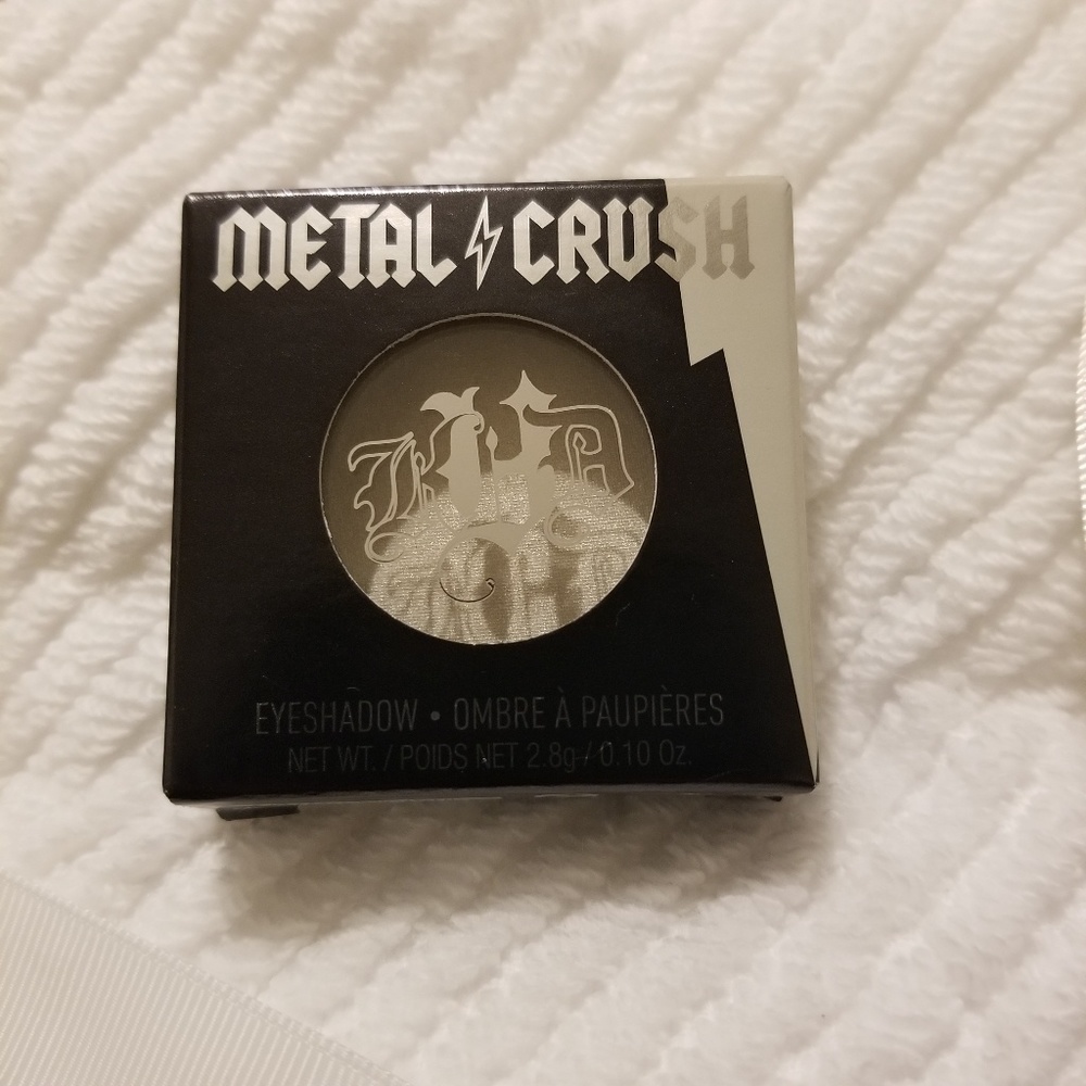 Kat Von D Metal Crush Eyeshadow - Picture 3 of 3
